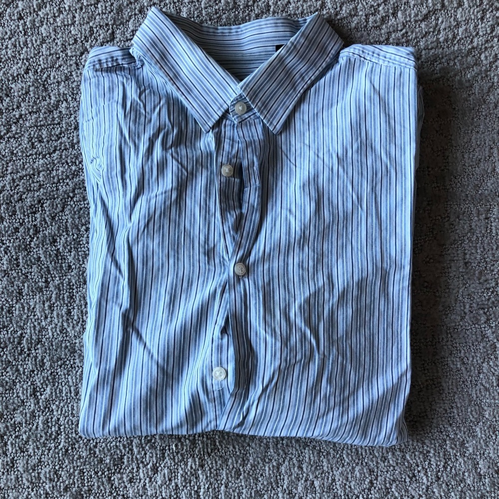 Hugo Boss button down. Excellent condition!